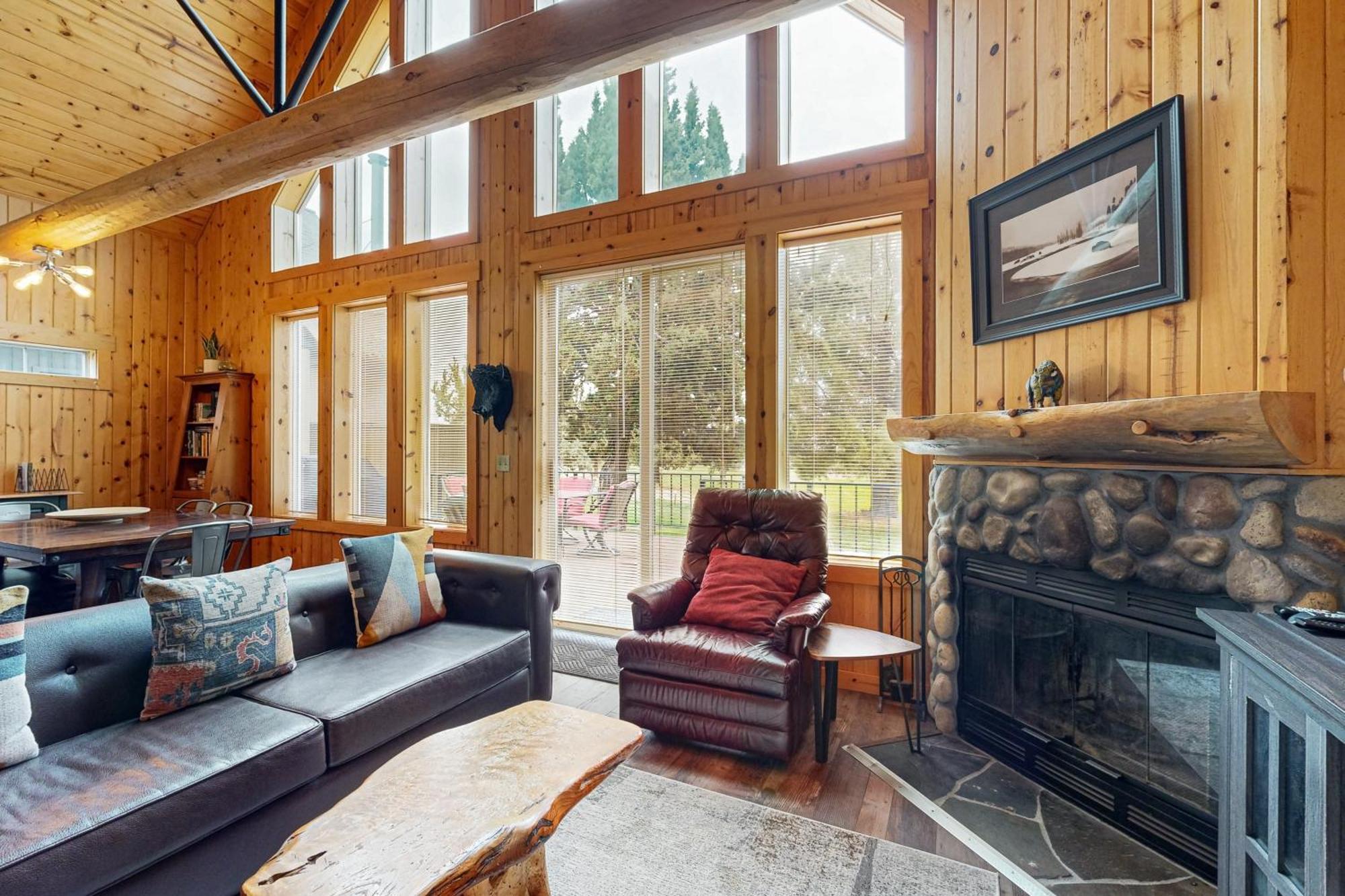 Eagle Crest Elegance Villa Redmond Buitenkant foto
